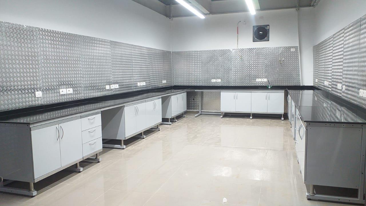 Lab bench 3